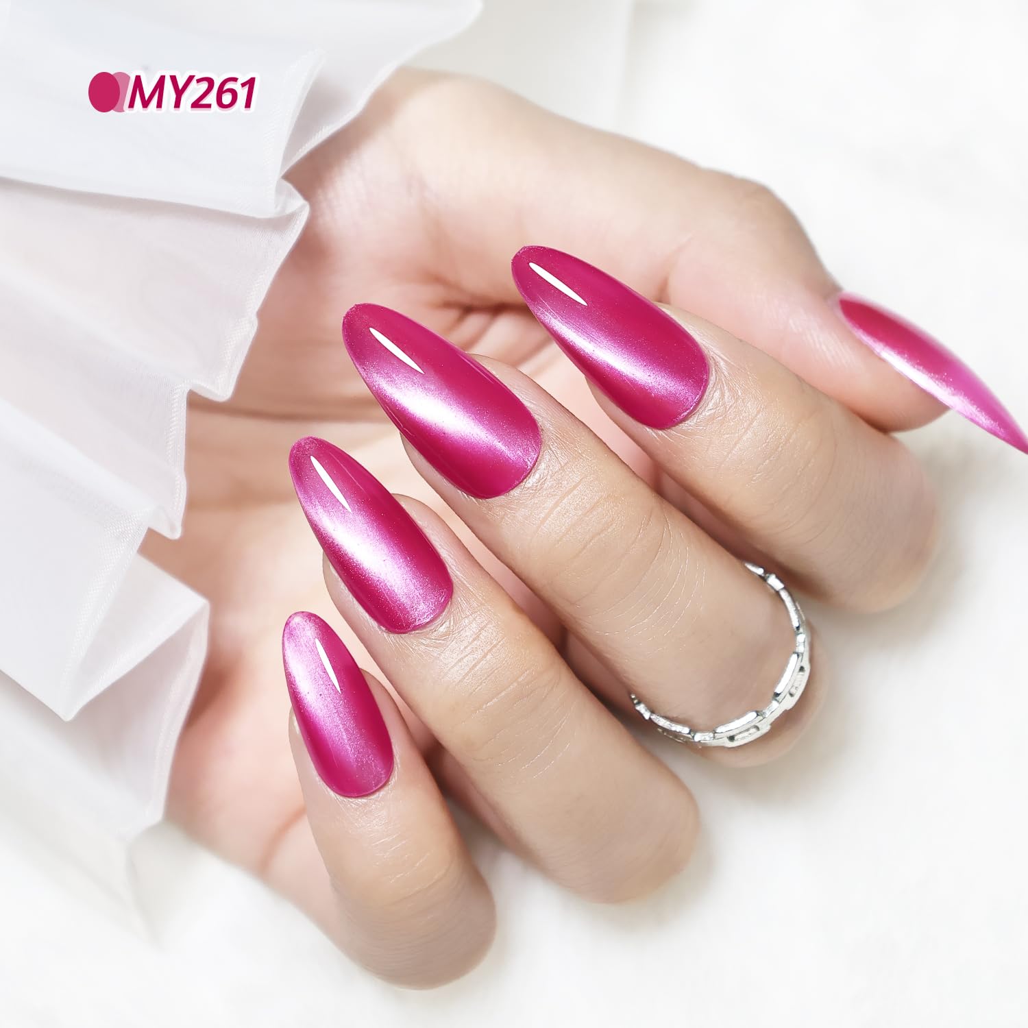 OpenLive quick-dry formula finishes in minutes for a ready manicure.