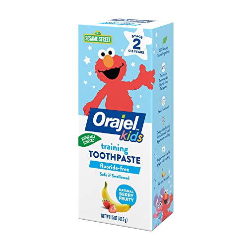 Packaging highlighting natural ingredients and fluoride-free formula