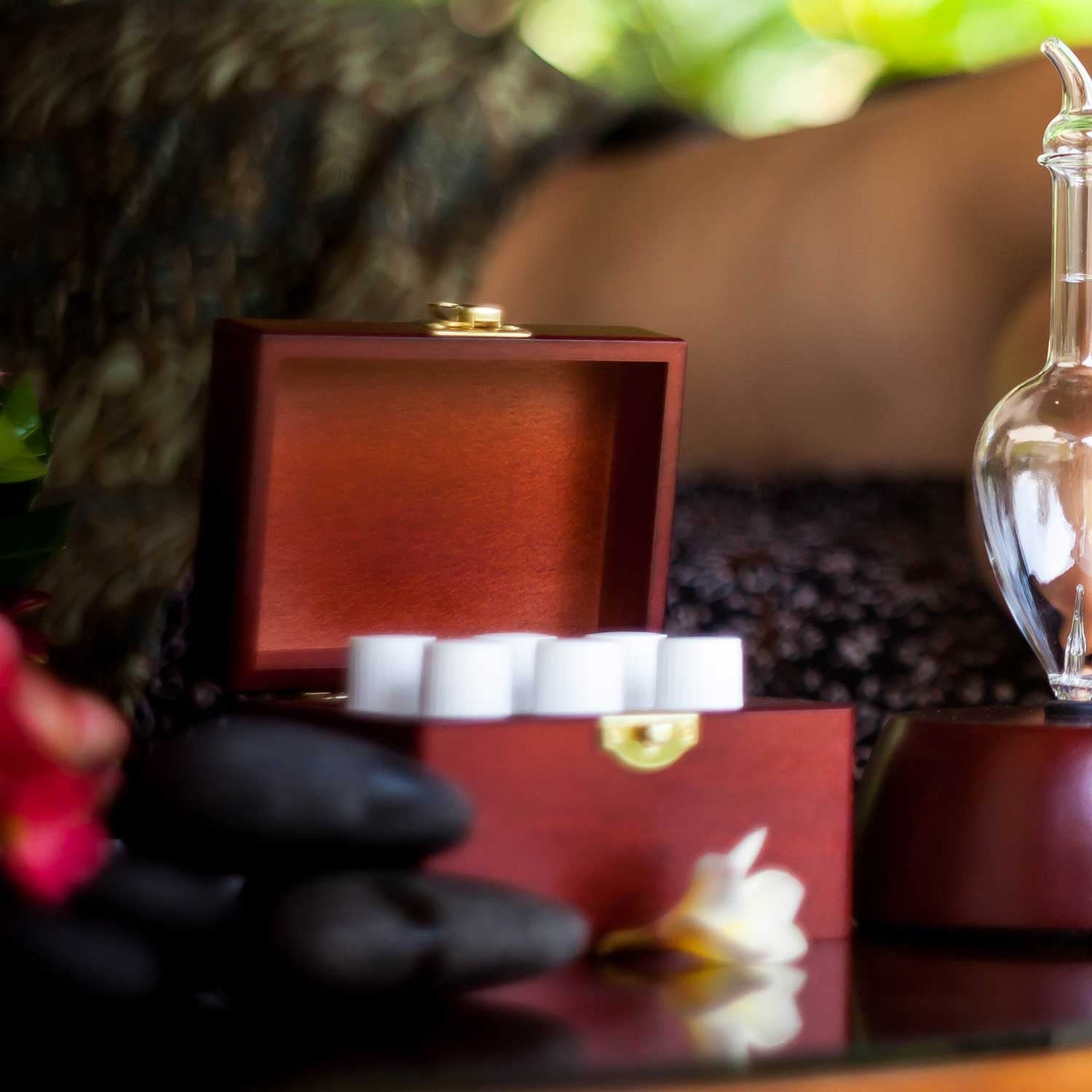 Organic Aromas Organic Sweet Orange bottle brightens mood and uplifting aroma