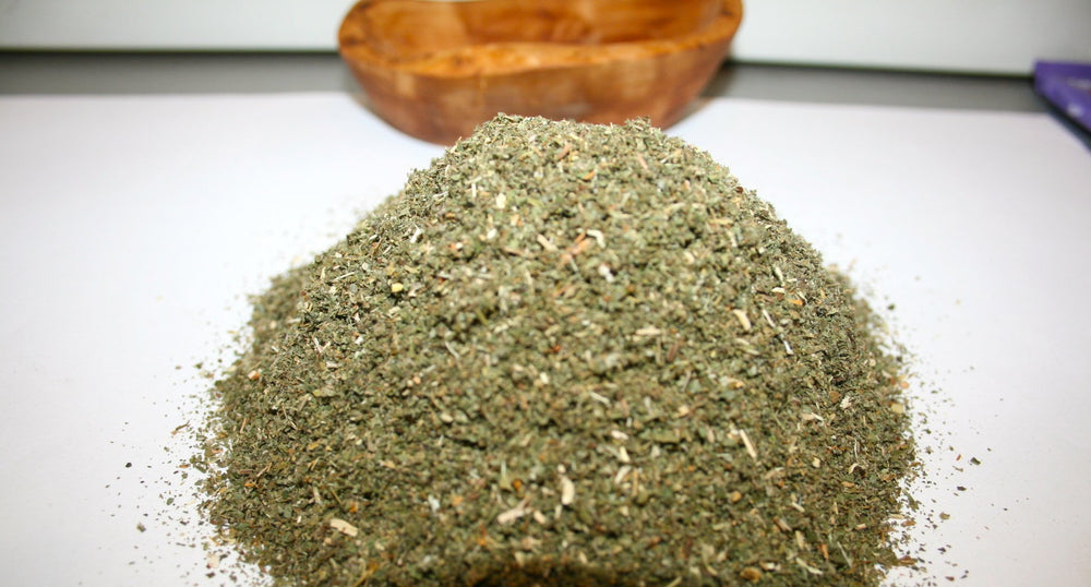 Hand-harvested blackberry leaves drying process for wellness