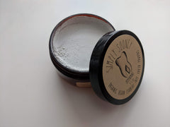 Organic peppermint essential oil used in the formula
