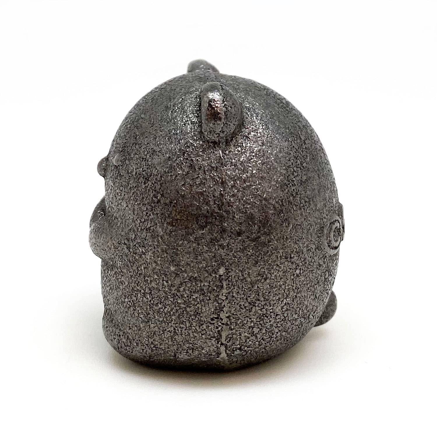 Size reference showing approximately 1.4 x 1.5 x 1.6 inches