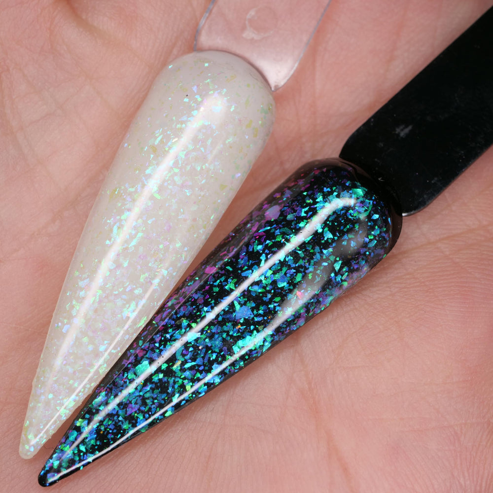 Oumisaya opal gel polish provides easy two- or three-step application.