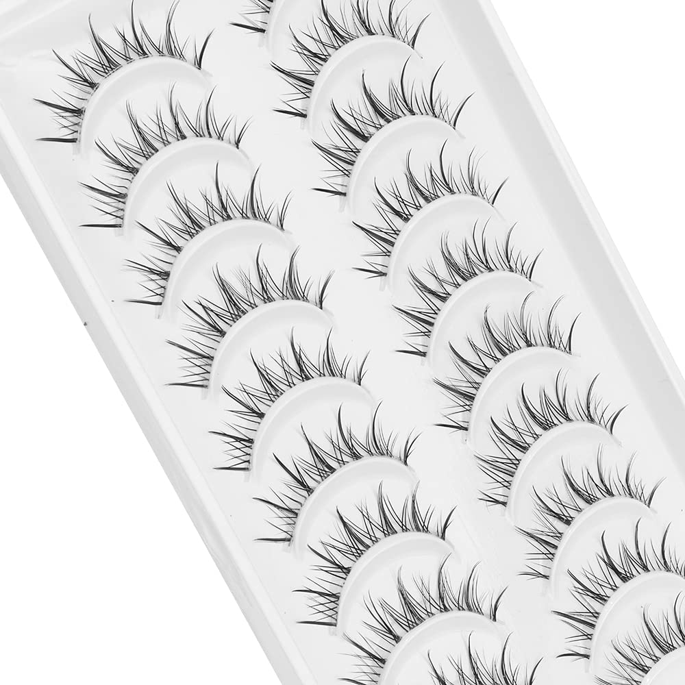 Outopen lashes feel lightweight for all-day comfort.