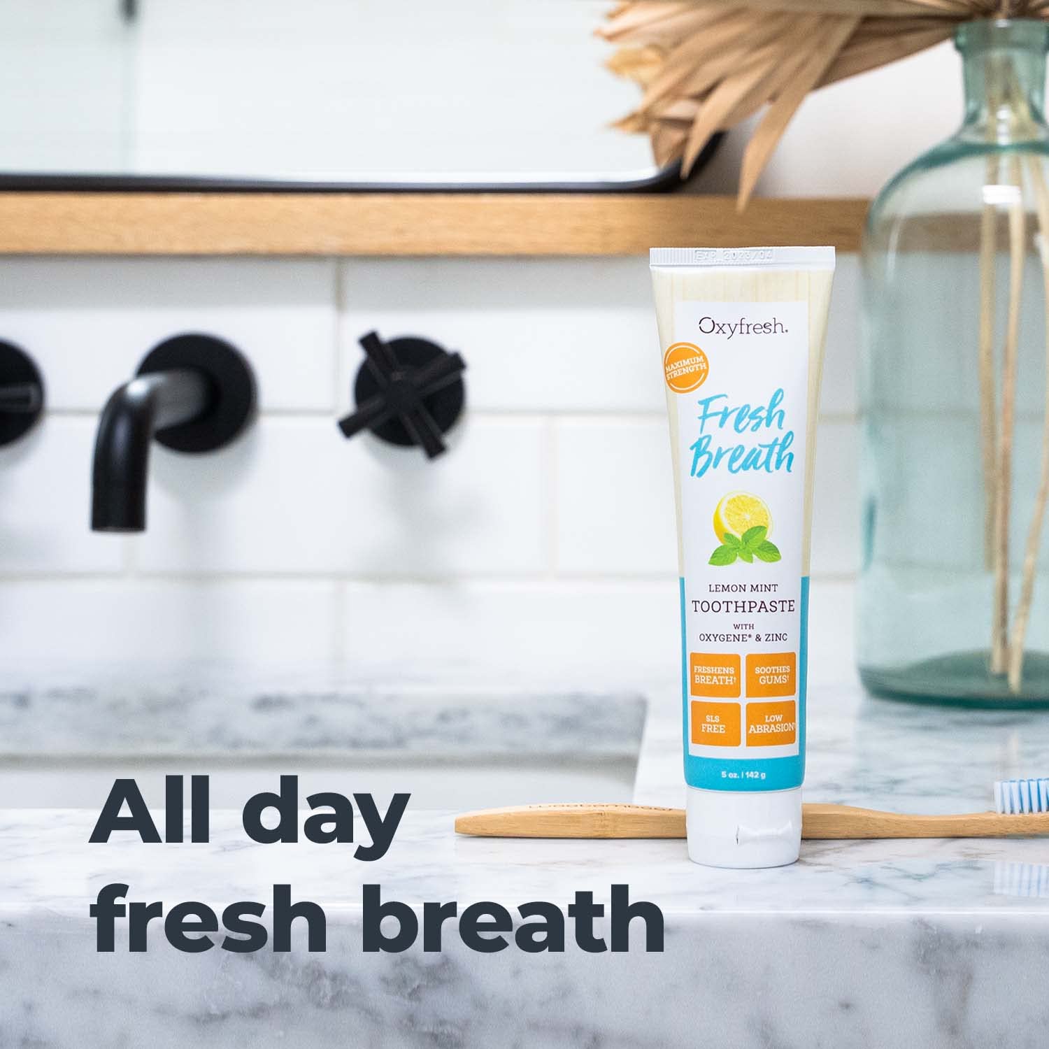All-day fresh breath concept with lemon mint