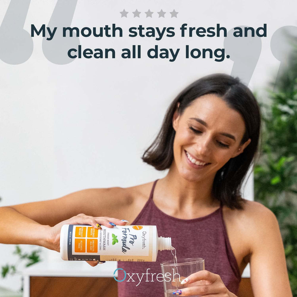 Fresh mint mouthwash splash with bottle