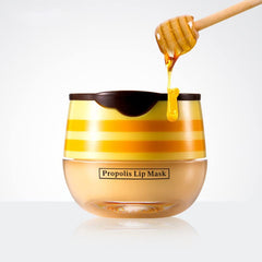 PAQIMAN Honey Bee Lip Balm jar close-up shows natural honey and vitamin E.