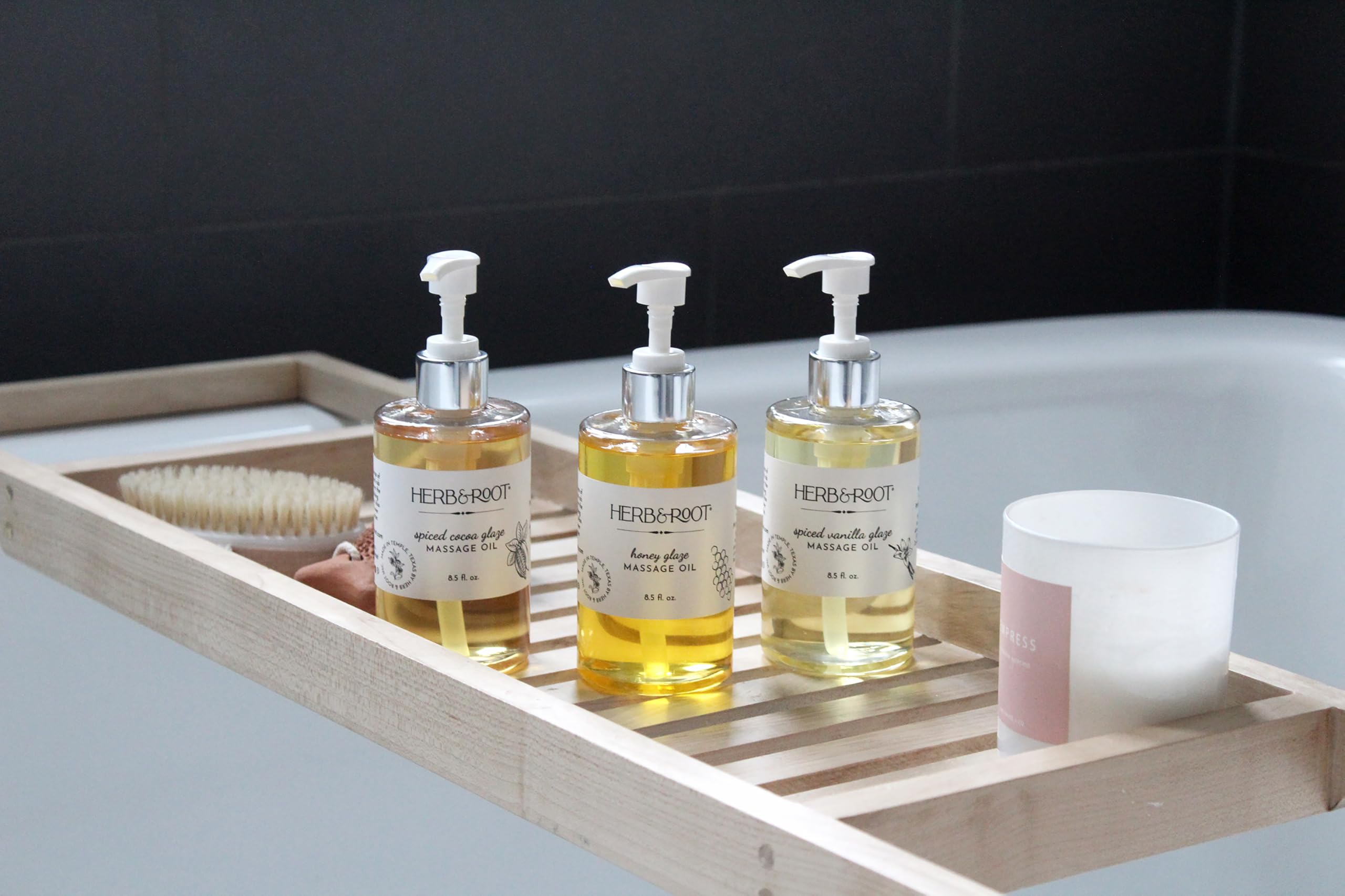 Ingredients: coconut oil, sweet almond oil, nourishing botanicals