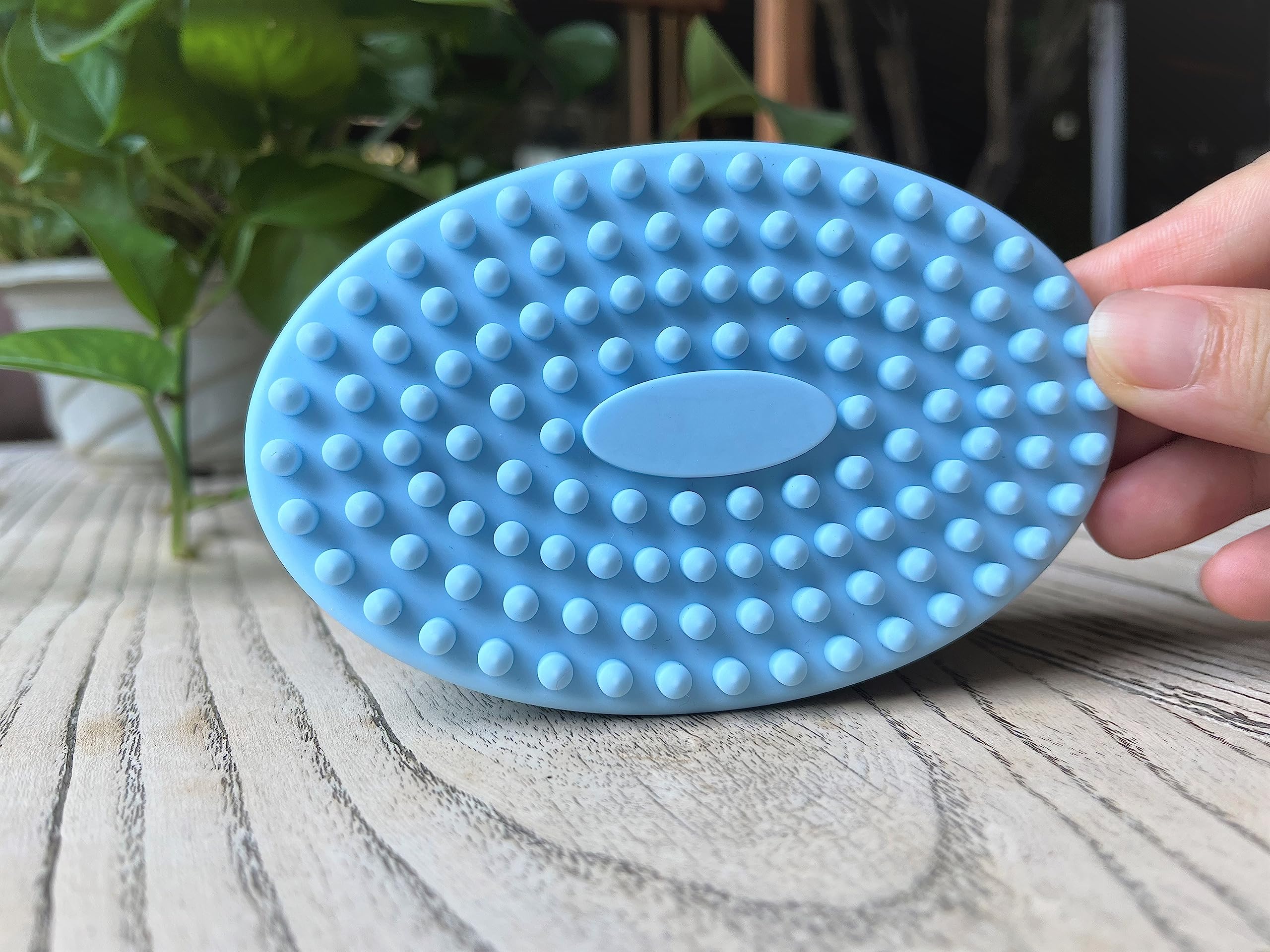 Penepico bath brush silicone body scrubber for easy cleansing.