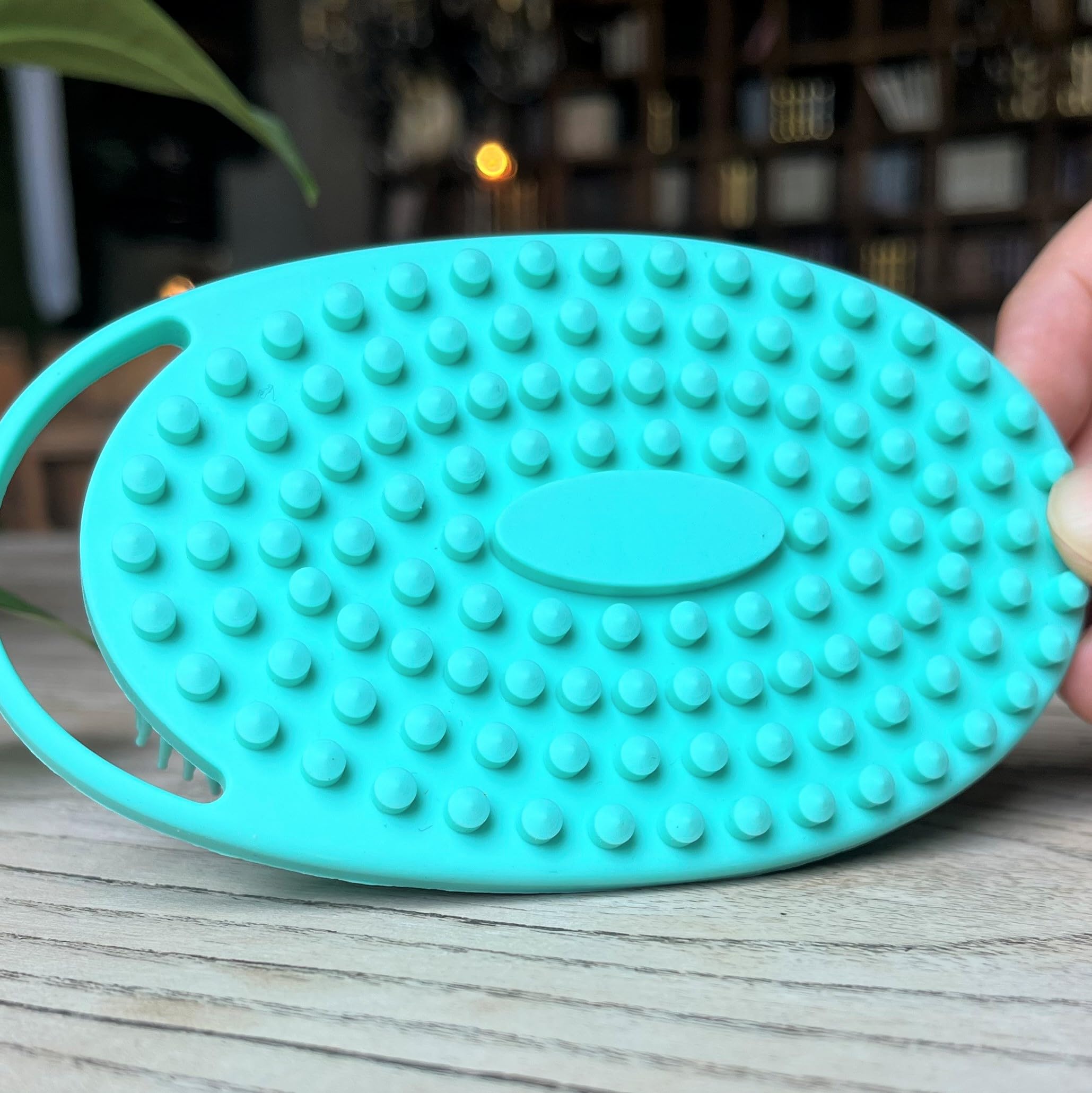 Penepico dual-side sensory brush offers mild to moderate stimulation options.