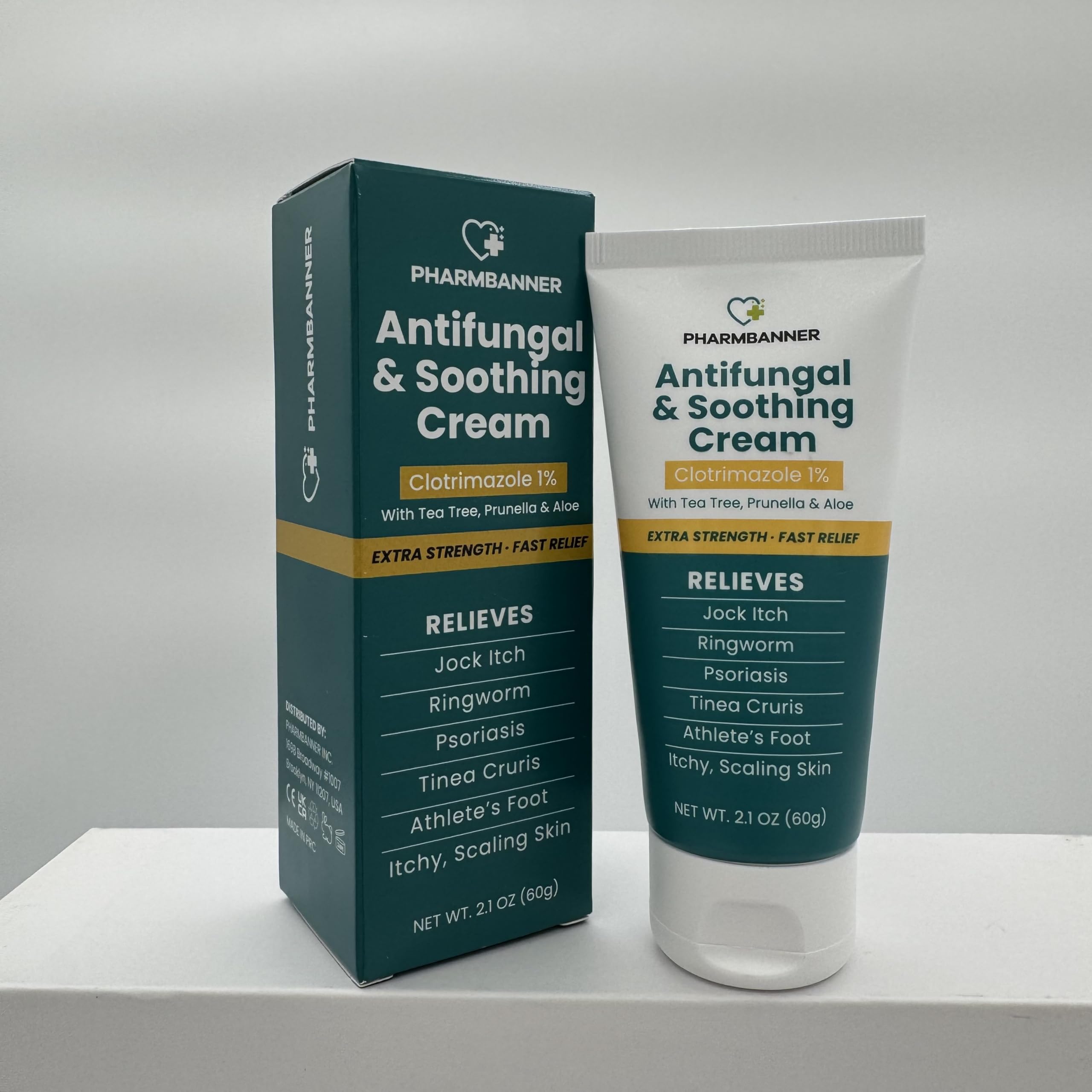PHARMBANNER cream supports skin barrier with nourishing botanicals.