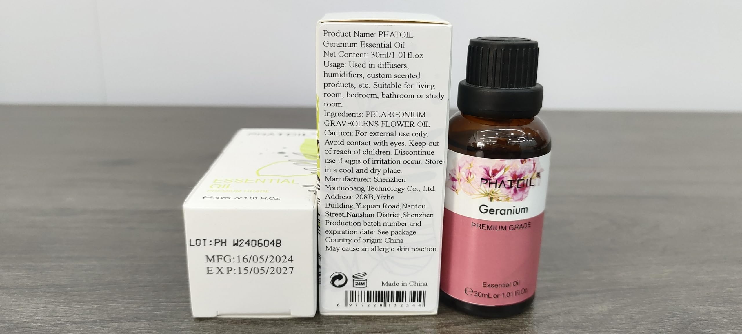 PHATOIL geranium essential oil packaging and branding