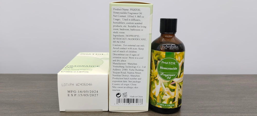 PHATOIL honeysuckle fragrance oil packaging and bottle on white background