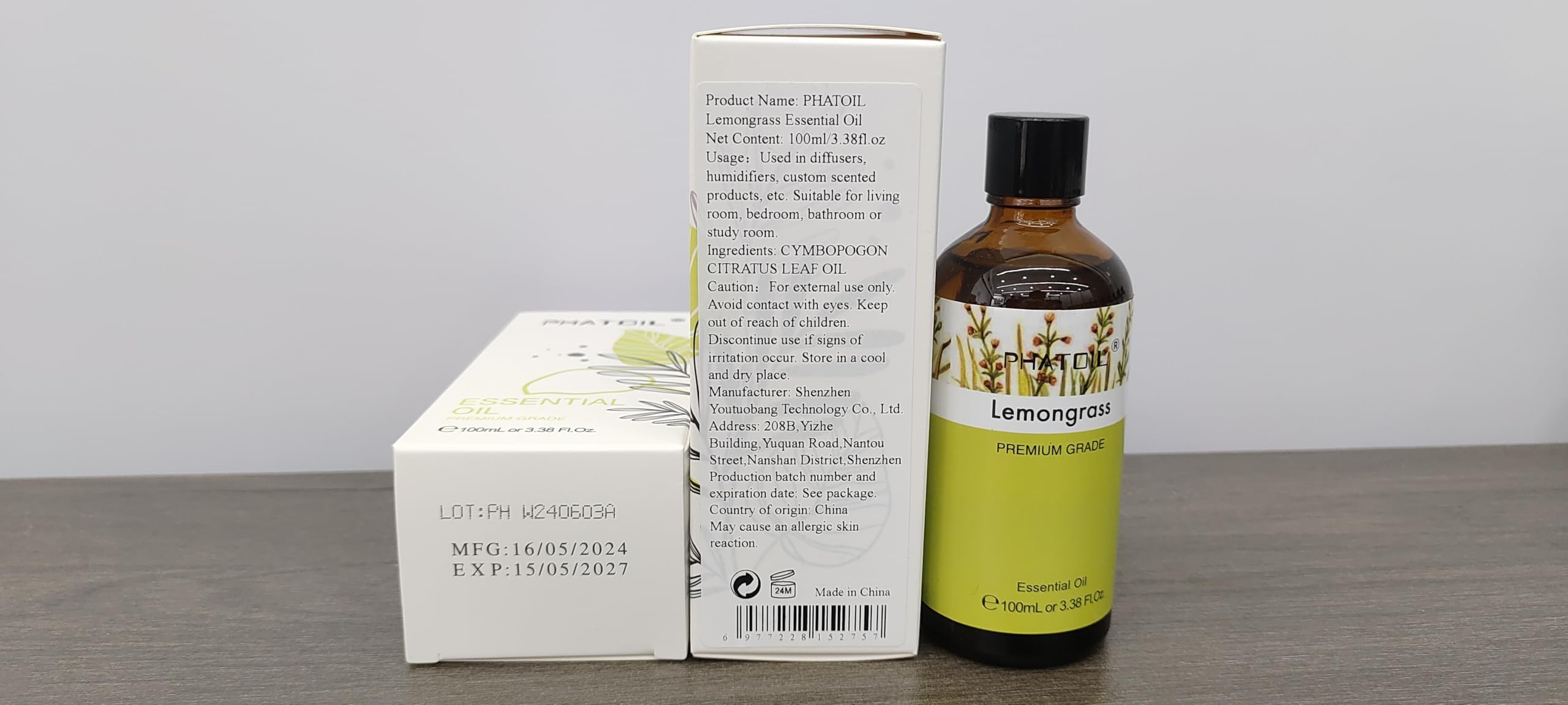 PHATOIL lemongrass essential oil packaging overview