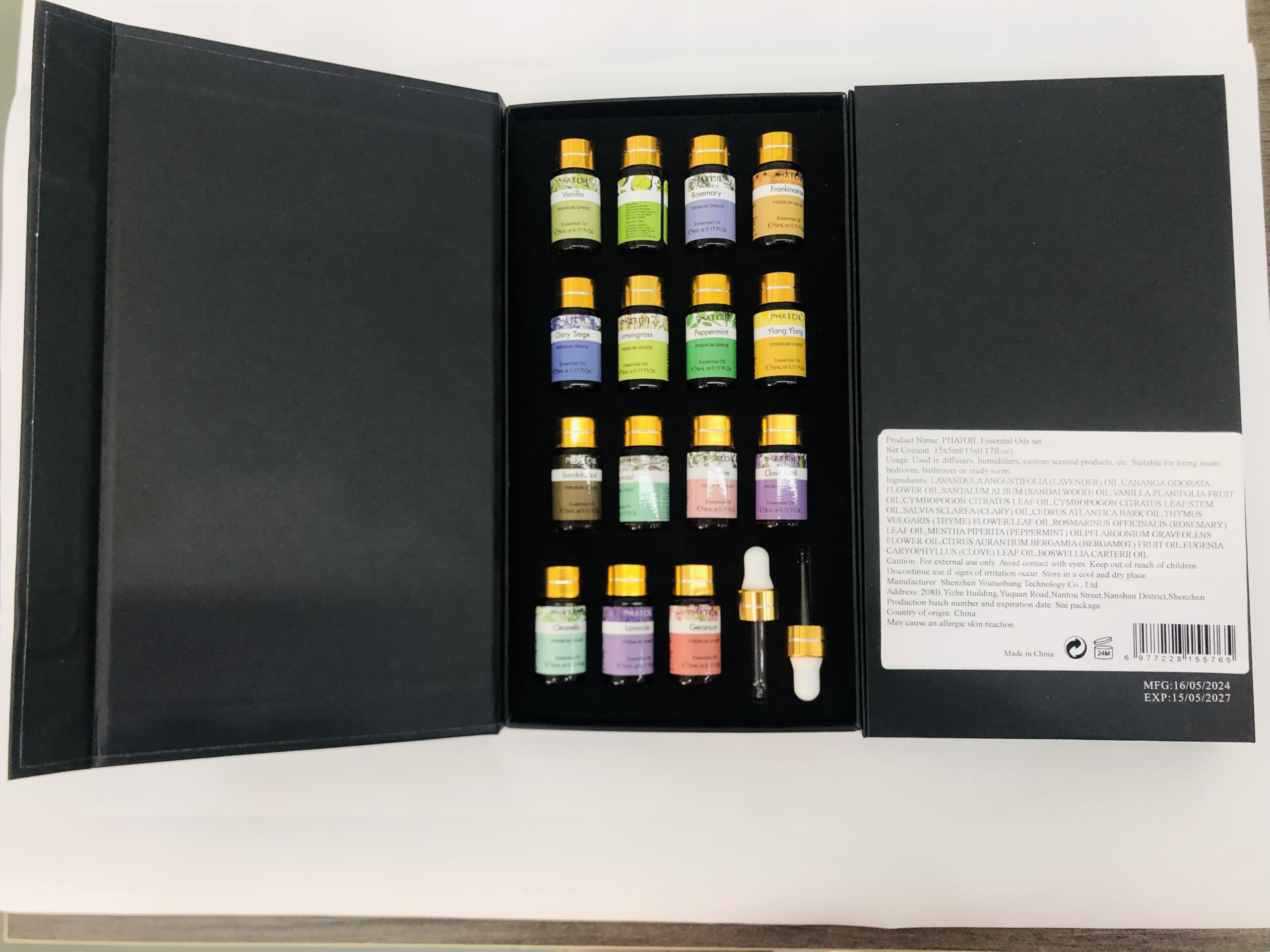 Lemongrass essential oil bottle from PHATOIL set