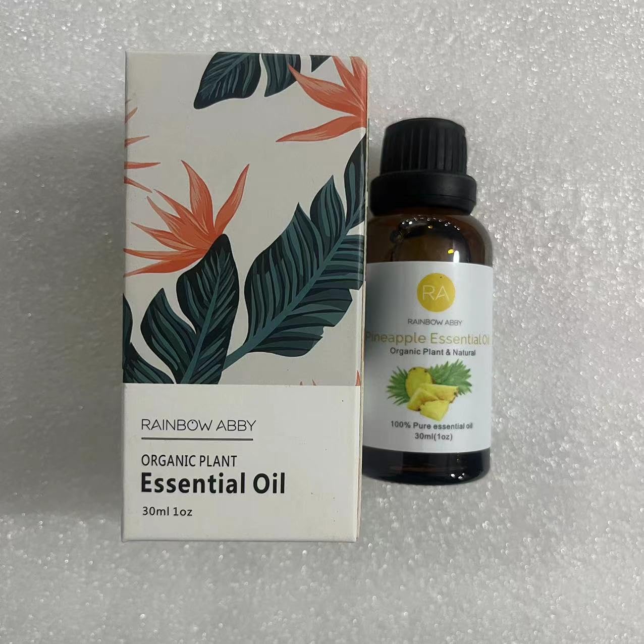 Diffuser releasing pineapple essential oil aroma