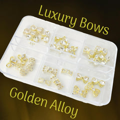 Pizadix 3D gold bow with zircon sparkles for eye-catching weddings and events.