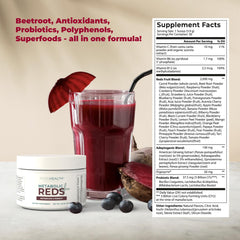 Berry fruits highlighting polyphenols in Reds powder