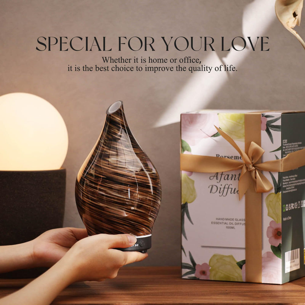 Hand-blown BPA-free glass globe of Porseme diffuser