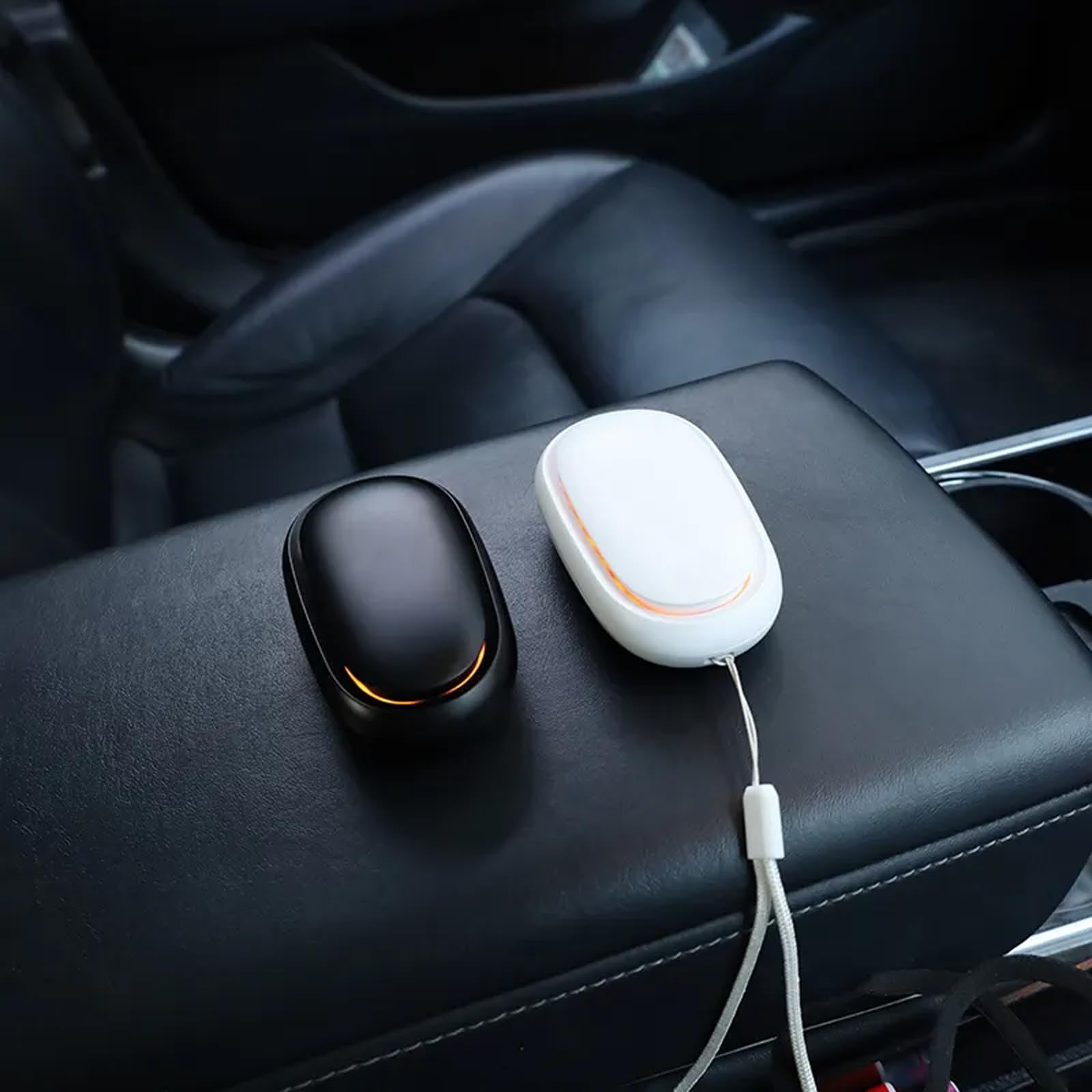 USB-C rechargeable portable essential oil diffuser with 18-hour battery life.