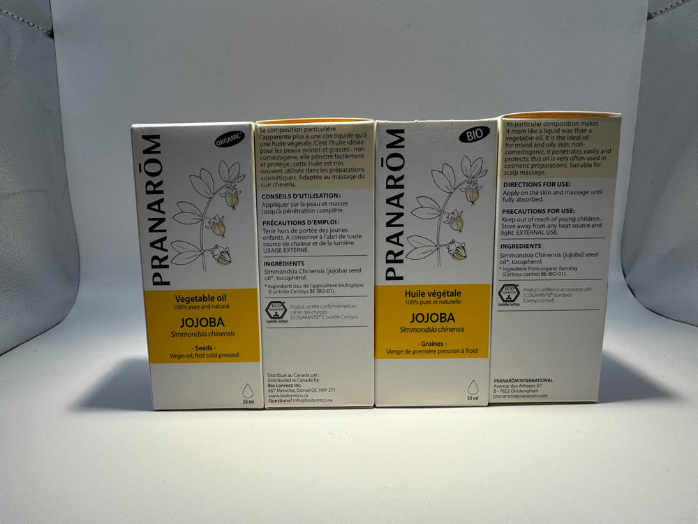 Pranarom Jojoba Virgin Oil with Lime-Cedarwood blend demonstrates versatile fragrance use.