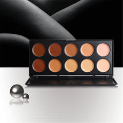 Pure Vie palette packaging features travel-friendly design for on-the-go makeup