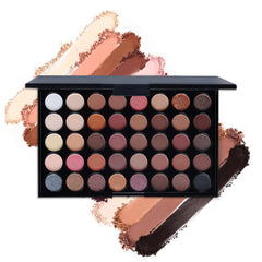 Pure Vie concealer compact for precise touch-ups and cover