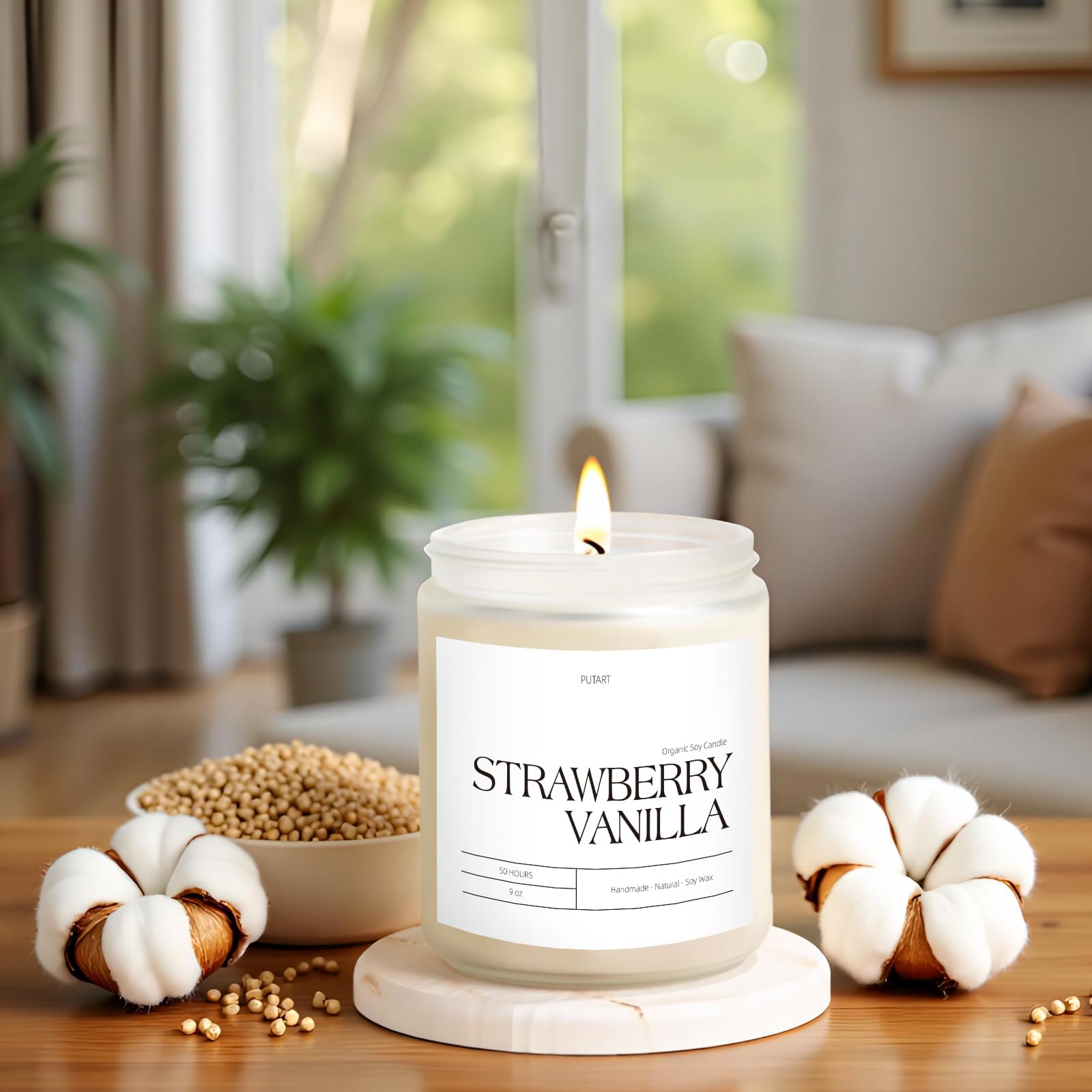 Non-toxic, phthalate-free candle safe for home and pets