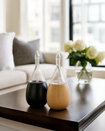 Close-up of Raindrop 2.0 diffuser with glass bulb in black