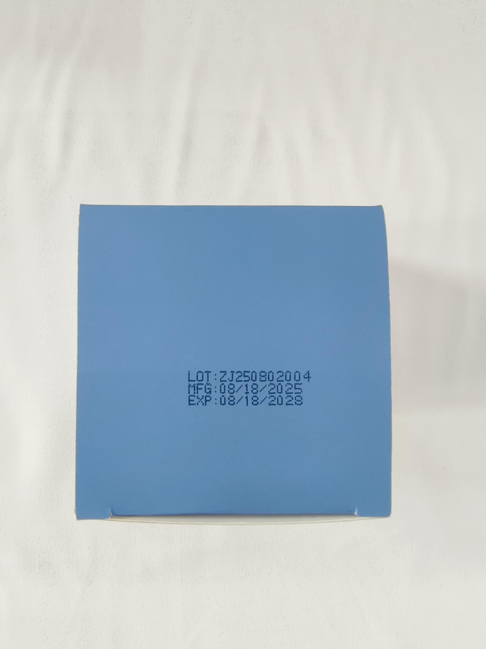 Raitera Nervara Comfort Cream natural ingredients highlight for skin-friendly care.