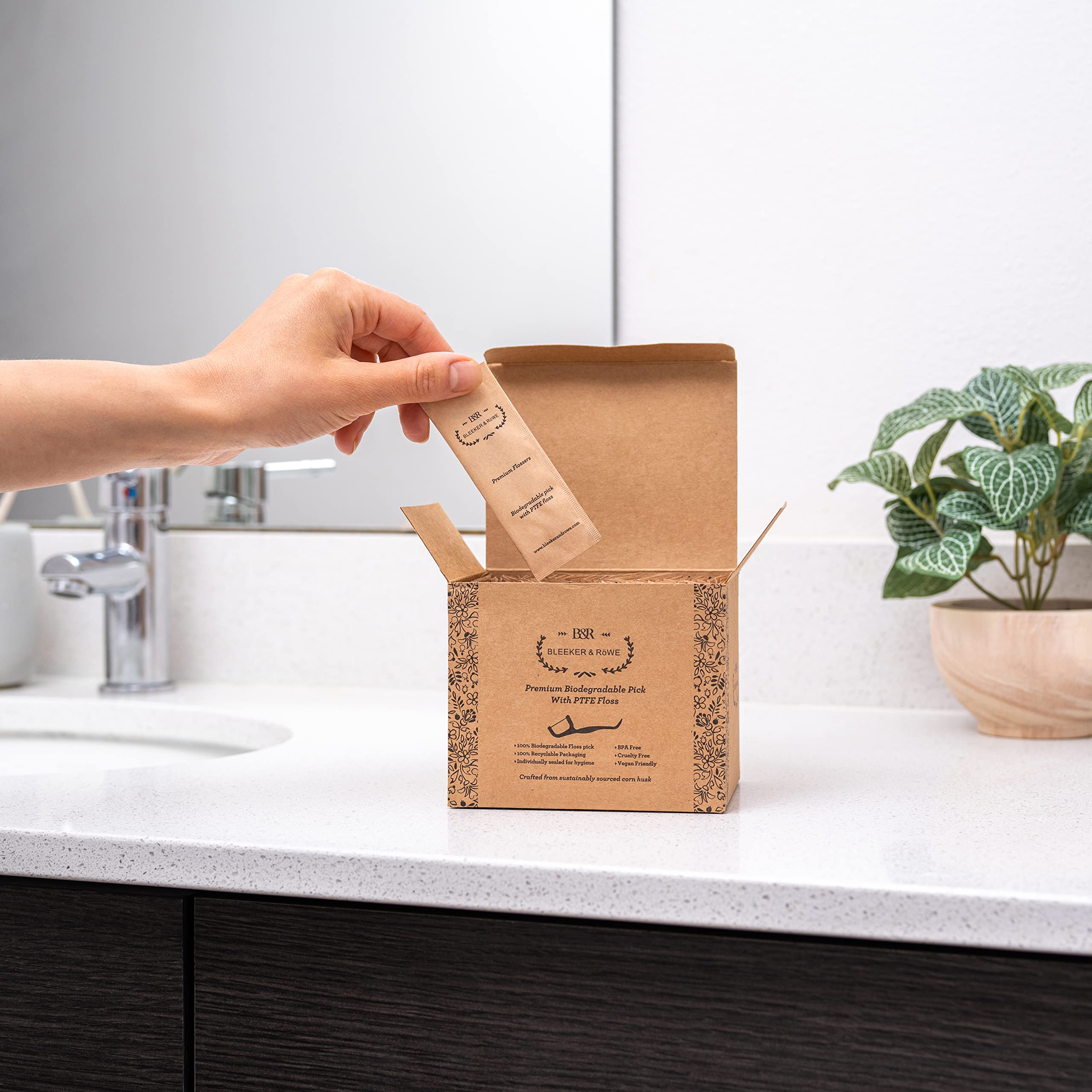Recyclable box for storing floss picks