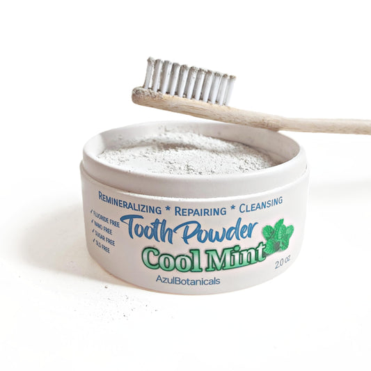 Remineralizing Tooth Powder Cool Mint hero shot