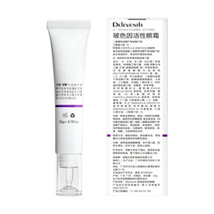 RETZLA Anti-wrinkle formula close-up, supports smoother eye skin.