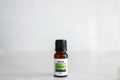REVIVEEO citronella essential oil bottle set for aromatherapy sessions and relaxation.