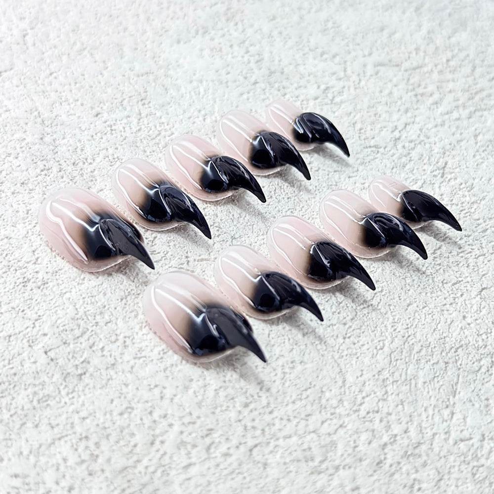 RIICFDD complete kit includes nails and glue for at-home manicure.