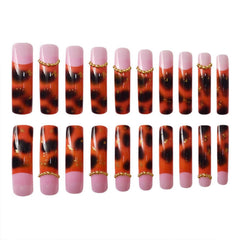 RIICFDD curved nail tips close-up show comfortable, secure daily wear.