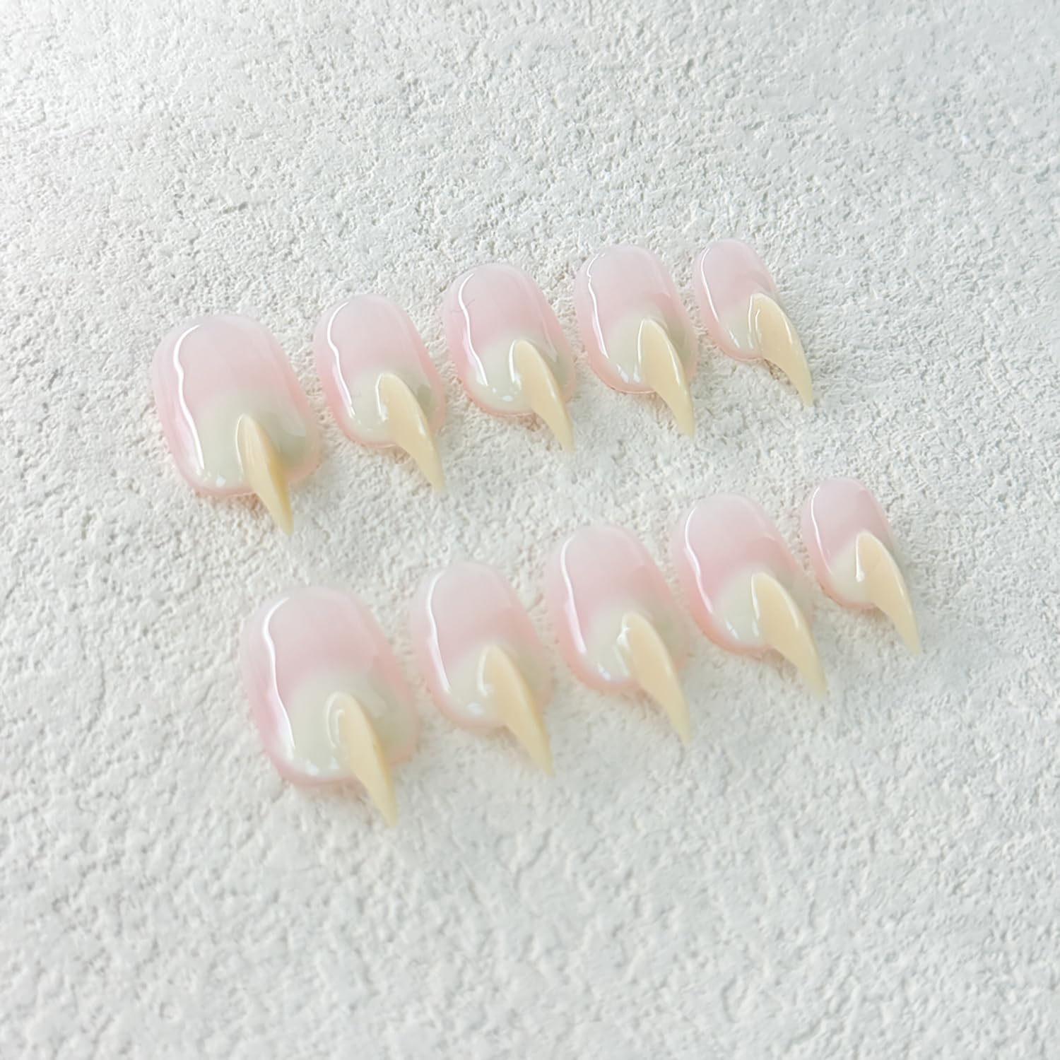 RIICFDD adhesive glue and toolkit included for easy nail upgrades.