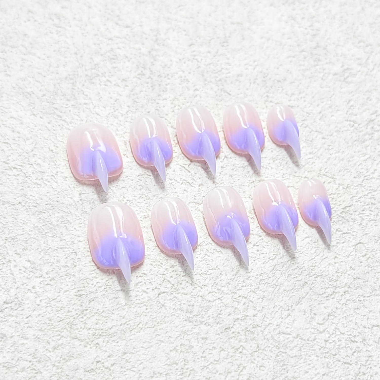 RIICFDD size chart helps you find the perfect fit for every nail bed.
