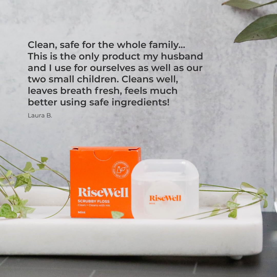 PFAS-free vegan dental floss with xylitol and mint