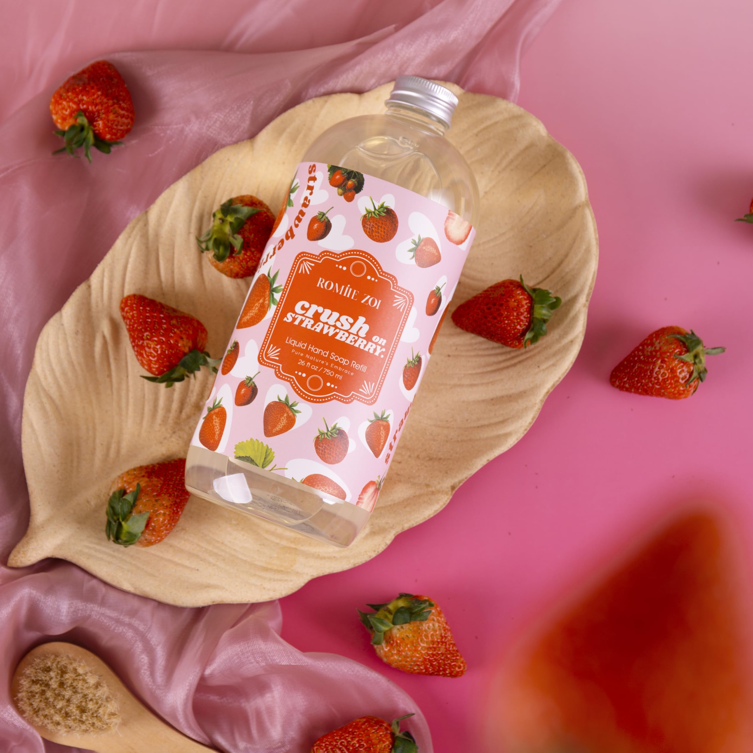 ROMIIE ZOI moisturizing formula shown for gentle hand cleansing