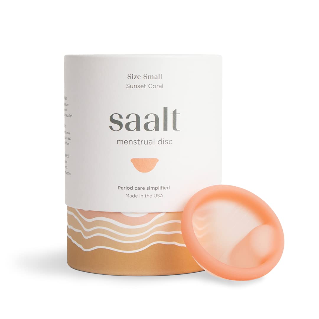 Saalt Disc Sunset Coral small insertion demonstrates comfortable all-day wear.