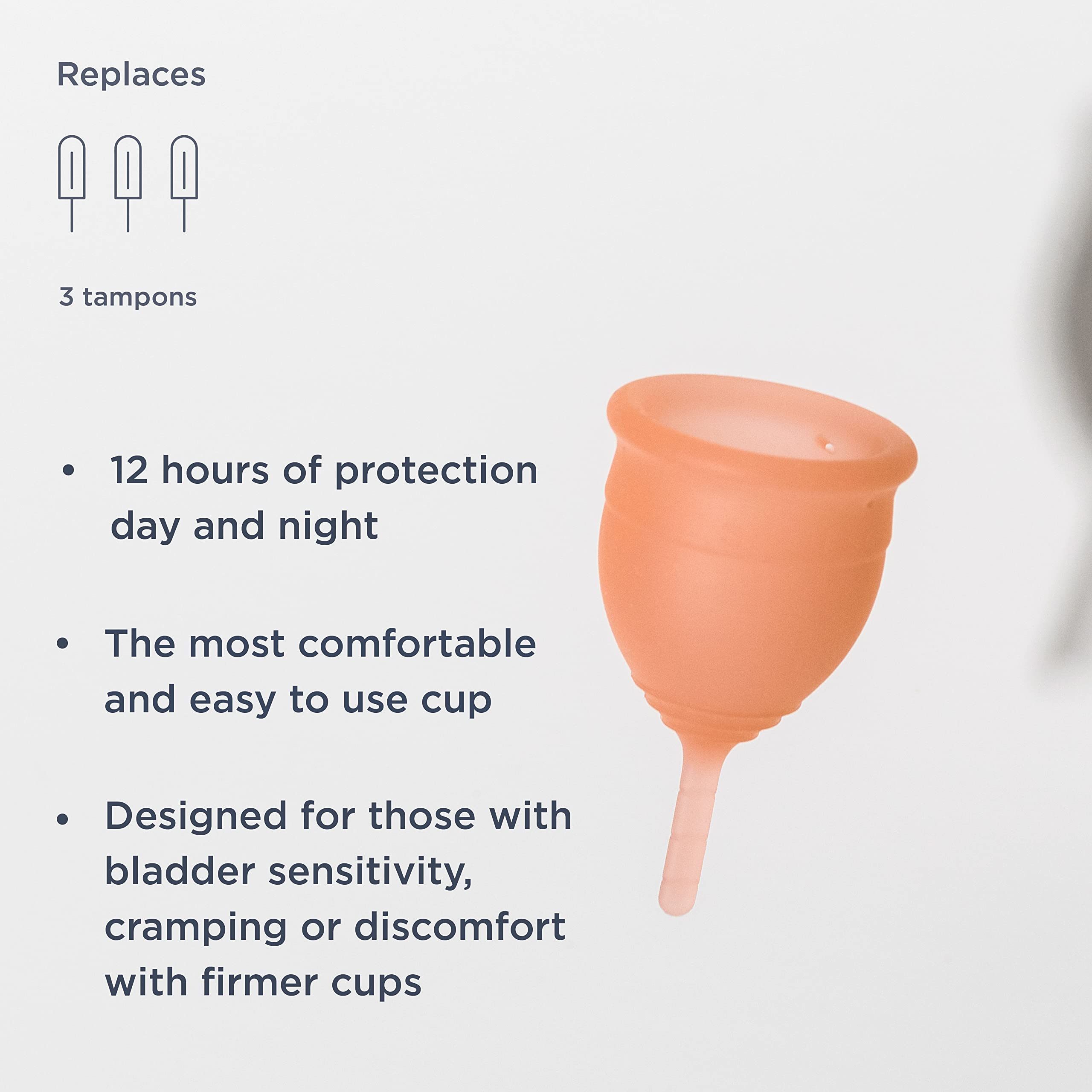 Saalt Soft cup with travel pouch for discreet protection on trips