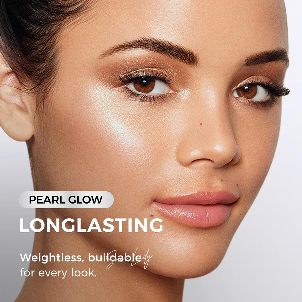 SACE LADY silky blending highlighter stick enhances eyelids with seamless shimmer