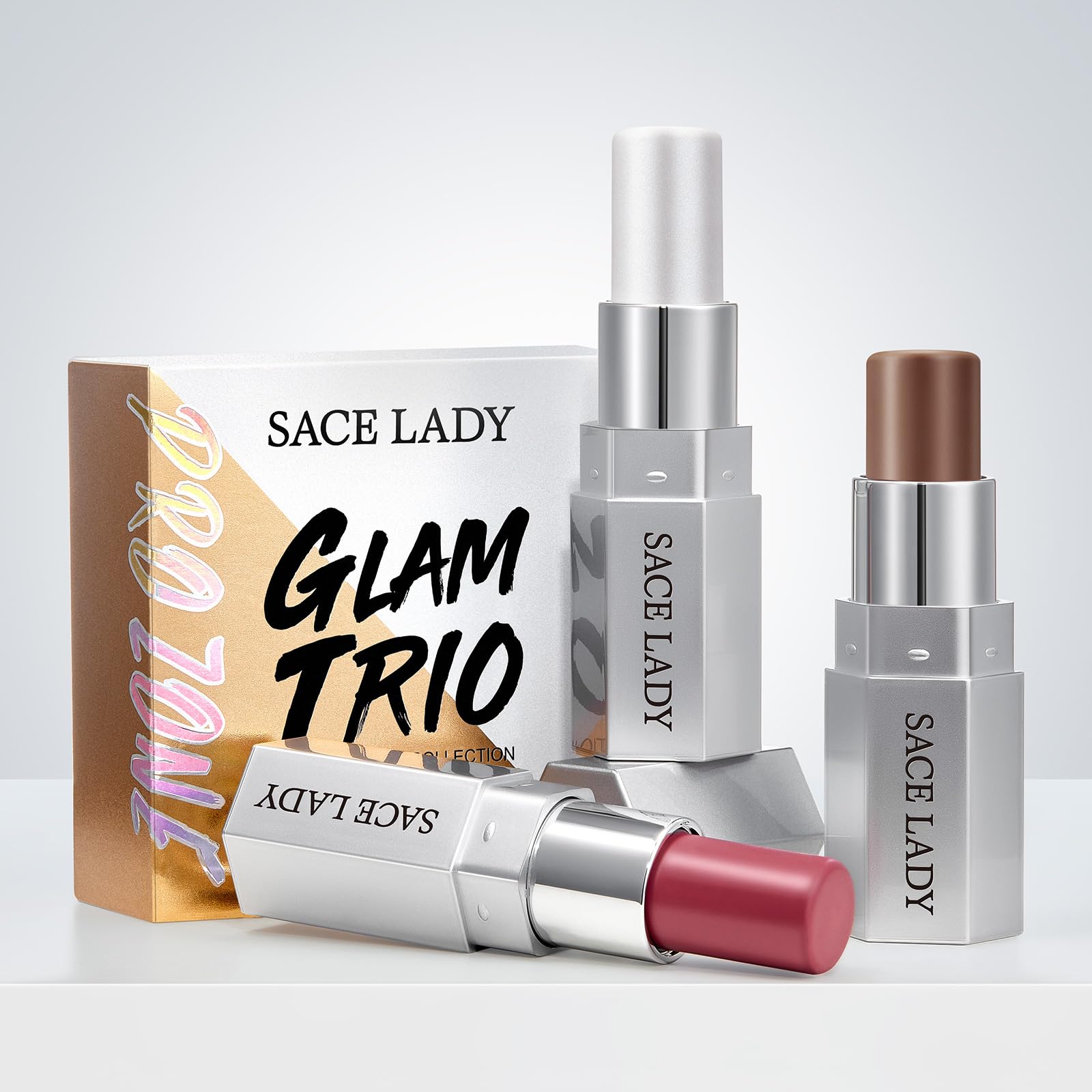 SACE LADY glow stick on inner corner brightens eyes with subtle shine