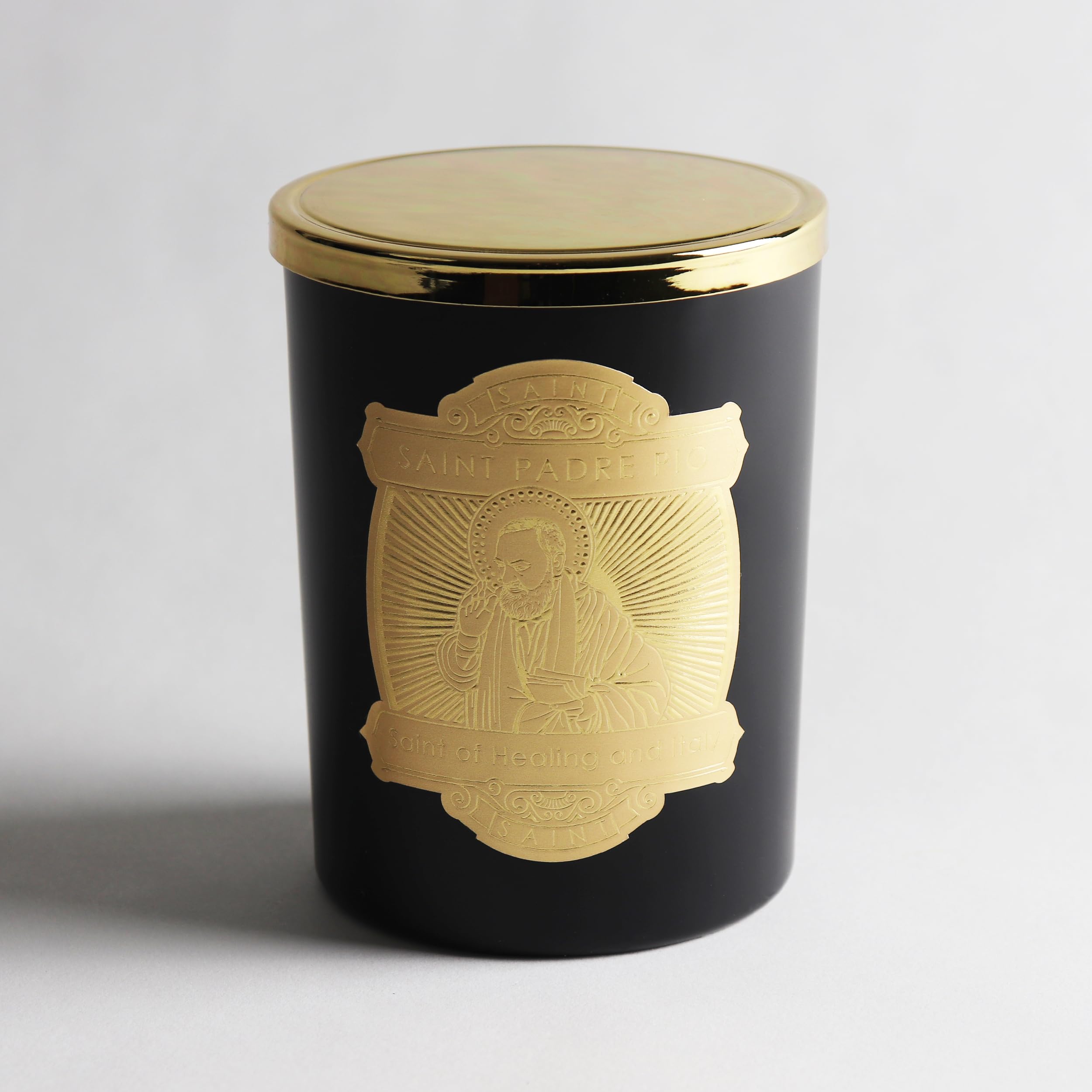 Candle displays 80-hour burn time