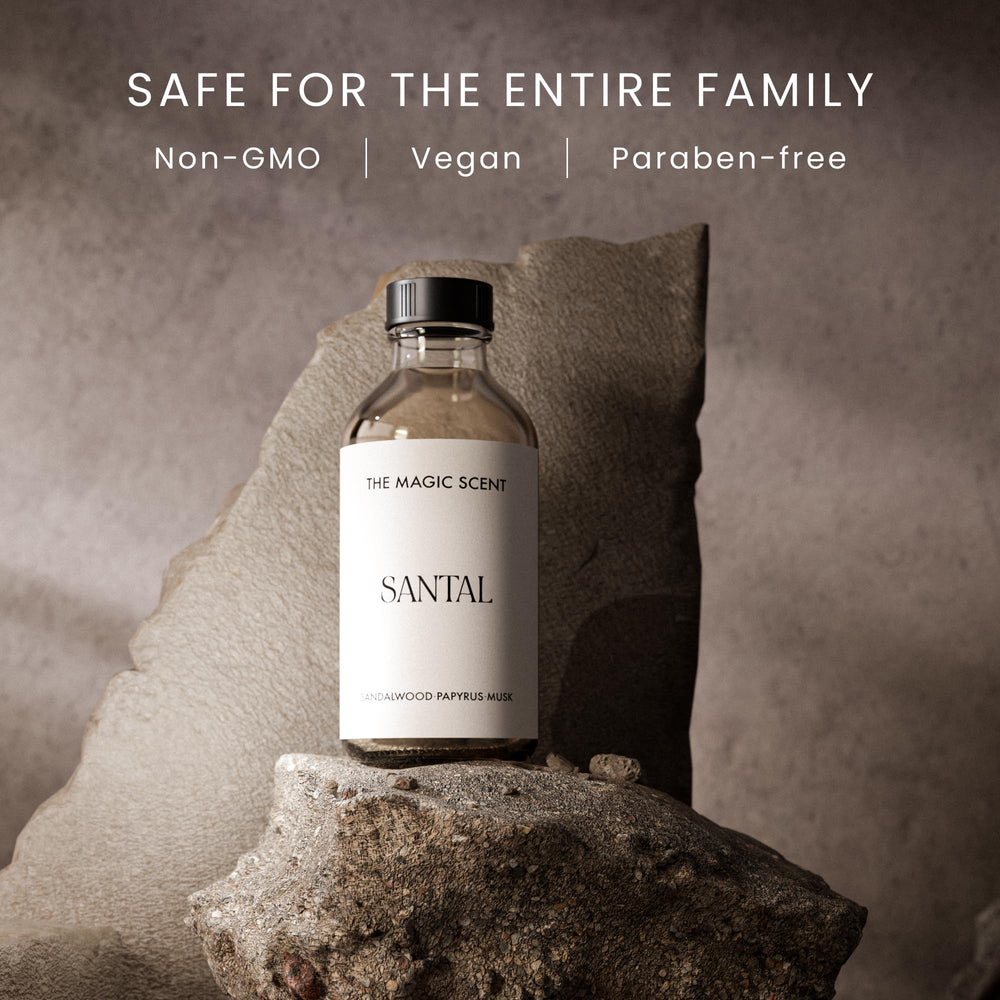 Packshot of The Magic Scent Santal Diffuser Oil