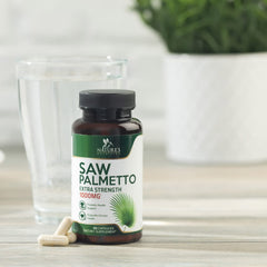 Natural Saw Palmetto berries illustration