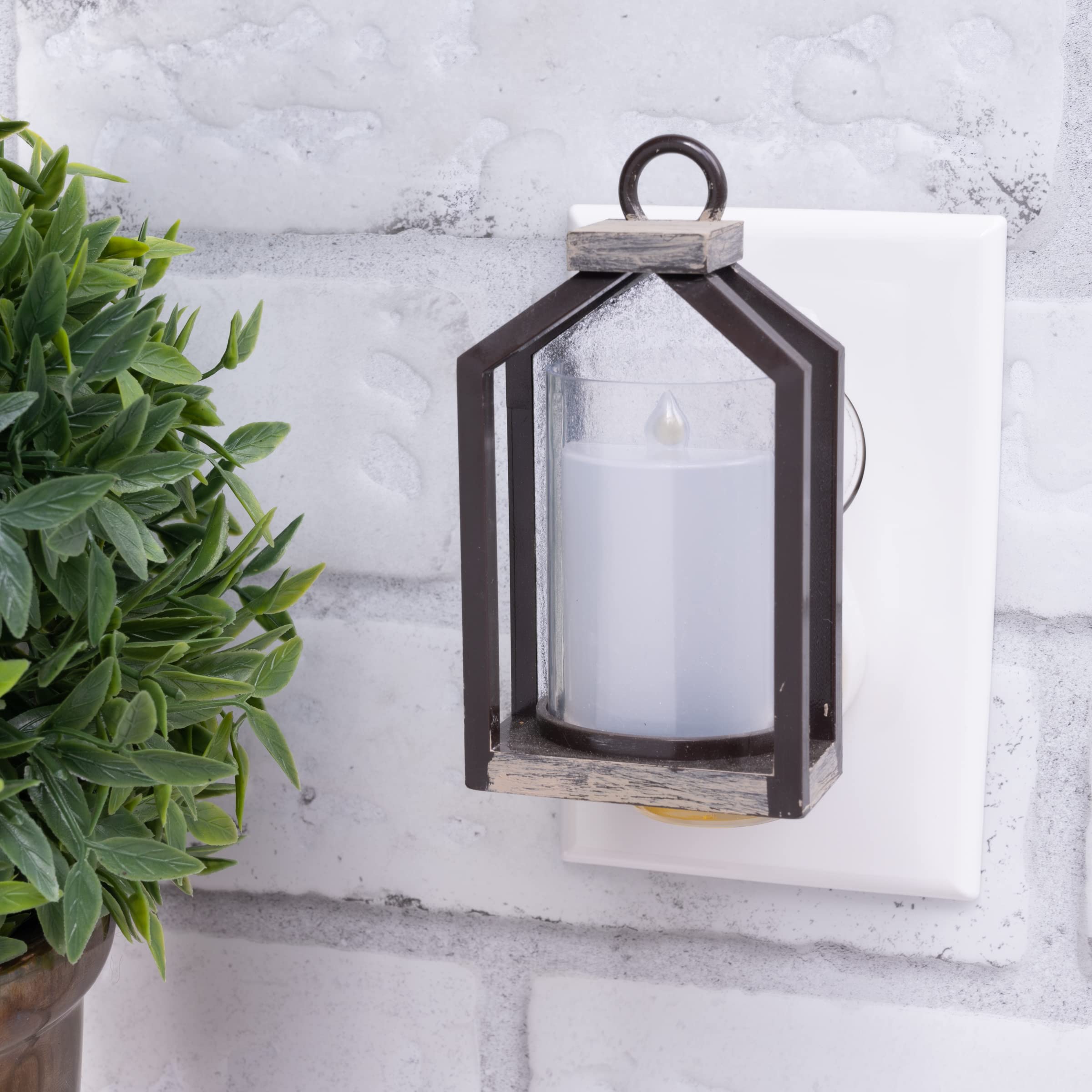 Bedroom with Scent Charm wall diffuser