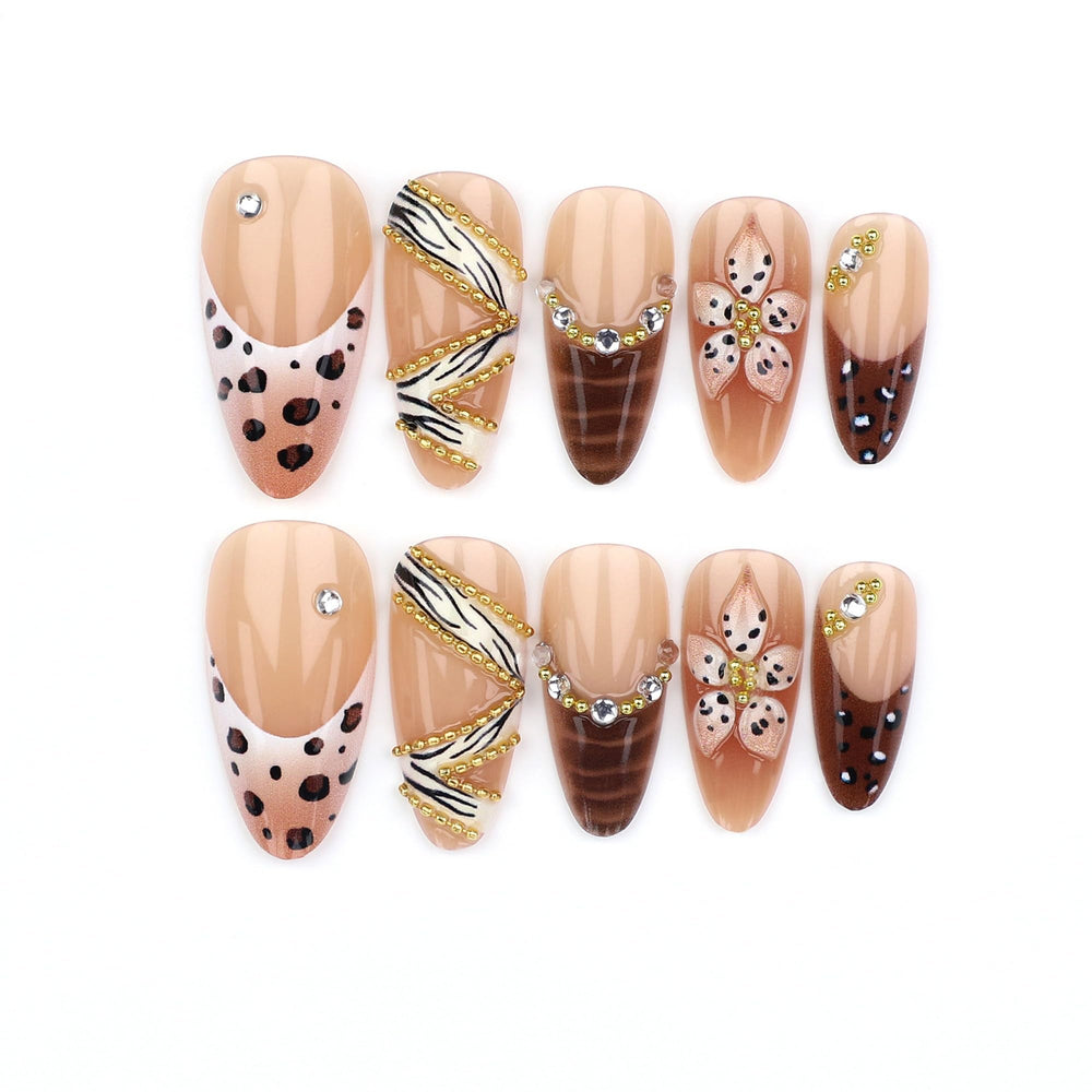 Thin back edge design for a natural, comfortable fit on your nails.