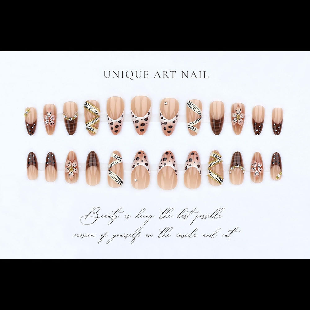 High-quality acrylic tips that resist breakage during daily tasks.